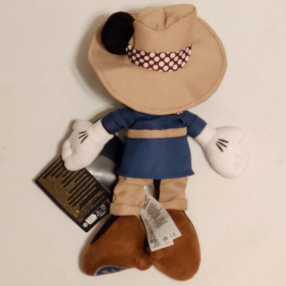 Disney Cruise Line Treasure Inaugural Sailings 15" Adventurer Minnie Mouse Plush - Picture 3 of 11